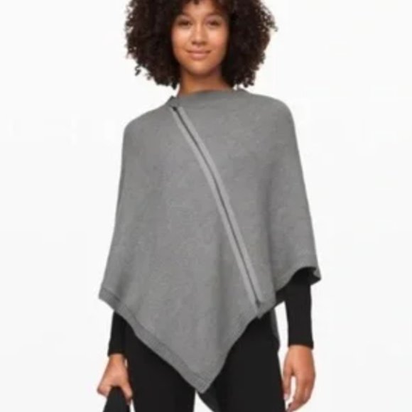 LULULEMON Gray On The Go Zip Front Knit Poncho | One Size - Picture 5 of 5